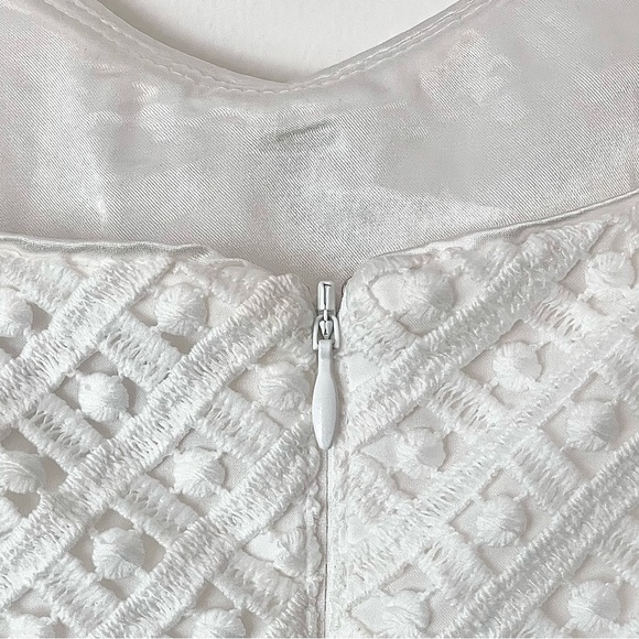 WHBM WHITE LACE SHEATH XXS DRESS - Picture 6 of 10